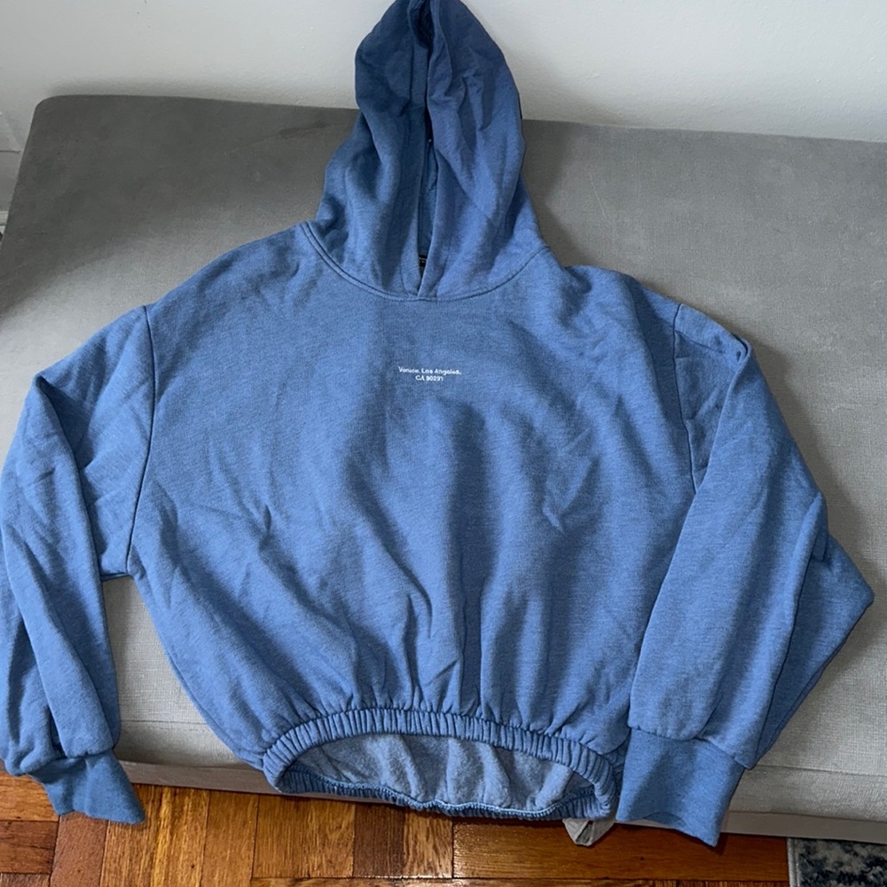 Zara Blue Venice Cropped Sweater - Great Condition (Part of Set)
